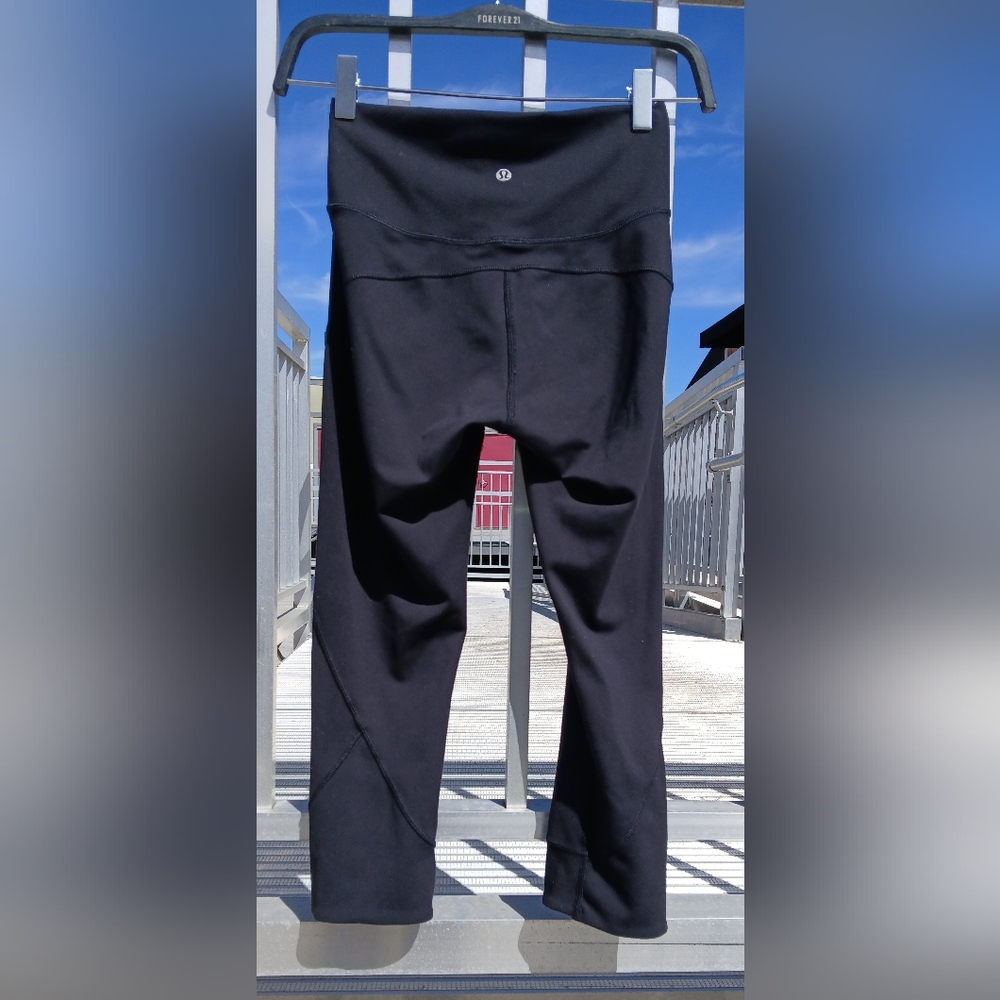 Lululemon Invigorate High-Rise Crop Pants Heathered Black Size 0 - Picture 6 of 10